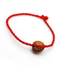 义乌小商品/小礼品辟邪核桃红绳手链小饰品厂家直销批发