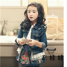 2013秋款韩国外贸童装飞袖蕾丝牛仔女童外套（两穿）特价促销