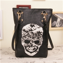 云展商贸新人气爆款嬉皮蛇纹骷髅头包柳钉斜跨女包批发供应