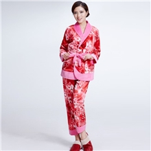 &ldquo;天天限量购&rdquo;特供商2013香港优丝丽仿真丝珊瑚绒睡袍批发