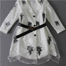 欧美高端品质外贸女装原单尾货批发代理纤维绣花欧根沙新款风衣