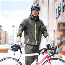 2013户外冲锋衣男款批发男式户外登山冲锋衣厂家可折叠1303