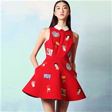 供应2013刘清扬明星同款系列欧美女装连衣裙秋冬新款绣花连衣裙