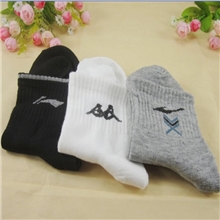 厂家直销涤棉天猫货源义乌男士运动袜批发城地摊袜子满包邮