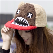 韩国冬季新款卡通怪小熊毛绒平沿帽女士棒球帽鸭舌帽帽子批发