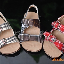 【热荐】童鞋批发潮款博肯小童牛筋底格子拼布凉鞋沙滩鞋特价