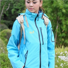 新款女士冲锋衣时尚防水快干防紫外线透气户外运动服批发