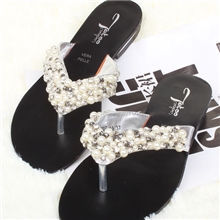 一件代发欧美外贸平底夹趾凉鞋水钻珍珠人字凉拖沙滩鞋女软底