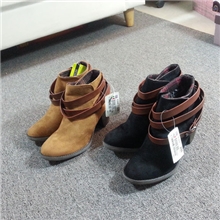 现货批发外贸原单爆款牛货英伦粗跟短靴搭扣女靴
