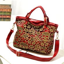 2013秋冬季新款蕾丝绣花女士休闲手提单肩斜挎时尚皮带装饰大包