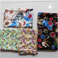 大量批发供应化纤面料优质女装面料印花春夏面料韩国绒