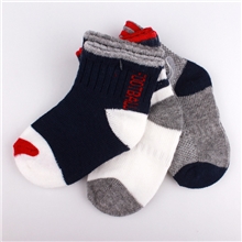 哥宝外贸原单纯棉宝宝袜婴儿袜子机织隐骨缝合三双混合装
