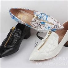 欧洲站欧美大牌真皮女鞋时尚英伦风格拉链尖头平底单鞋批发