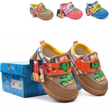 2013新品儿童鞋批发可爱植物大战僵尸鞋男女宝宝童鞋帆布鞋