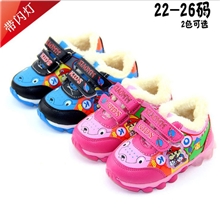 2013冬季新款新款儿童单鞋小童加绒内里保暖运动鞋带闪灯