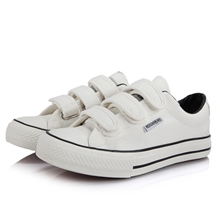 厂家批发2013新款魔术贴韩版白色手绘帆布鞋大牌帆布鞋批发8022