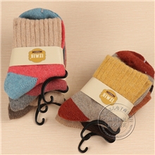 A-388秋冬新品外贸保暖加厚拼色毛圈袜时尚羊毛袜批发