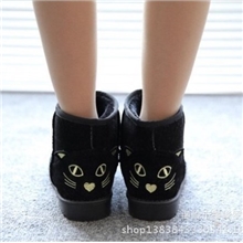 批发韩版2013秋冬新款时尚低筒雪地靴短靴加厚猫咪女靴厂家直销