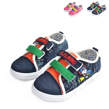 春秋新品儿童布鞋小孩单鞋可爱光头强双魔术贴牛仔布鞋27-32码