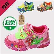 百旺宝鞋类贸易2013冬季款闪灯运动儿童棉鞋批发10001