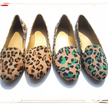 2013新款单鞋，豹纹平底鞋，欧美最新流行款式