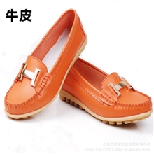 厂家直销2013新款女鞋单鞋女式单鞋平跟真皮女鞋休闲批发