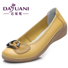 厂家直销！欢迎批发一件代发真皮坡跟休闲牛筋底女鞋水钻单鞋