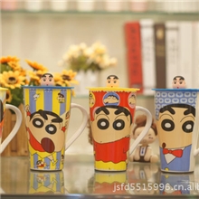 [热销]zakka蜡笔小新生活风创意陶瓷硅胶杯大容量水杯带硅胶盖