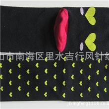 全棉女袜，日韩时尚少女袜、提花公仔袜、运动袜。