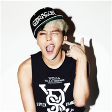 BIGBANGGD权志龙G-DRAGONBSX蛇皮纹帽子棒球平沿帽嘻哈街舞帽