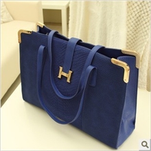 2012冬季新款潮欧美大牌复古鳄鱼纹仿磨砂牛皮H扣百搭手提单肩包