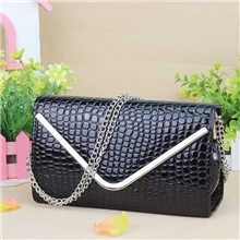 厂家批发2013秋冬新款链条单肩斜挎定型潮女包韩版包包一件代发