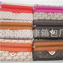 厂家现货批发爱上你1480#手拿包女式斜跨包手提包颜色花型多选