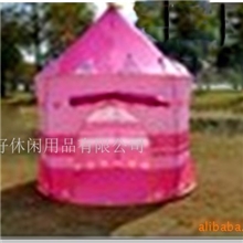 公主帐蓬圆形动画风格彩色