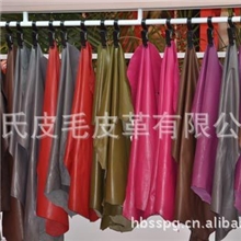 厂家定做生产各种高品质羽绒服专用羊皮服装革、羽绒服羊皮革