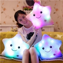 七彩五角星发光抱枕毛绒玩具靠垫送女生创意七夕情人节礼物夜市