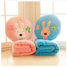 创意熊猫抱枕空调毯两用空调被加厚珊瑚绒空调毯子生日礼物