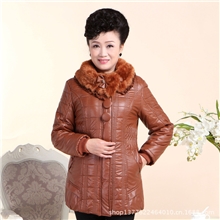 厂家直销中老年装妈妈装女装加大码PU革棉衣中年中长款外套新款