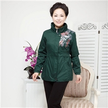 厂家直销中年夹克衫中老年秋款外套女风衣中老年女装风衣外套批发