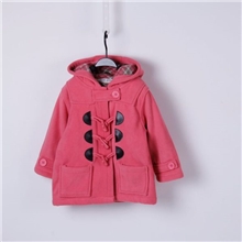 2013年最新秋冬款外贸童装摇粒绒牛角扣带帽防静电儿童风衣外套1