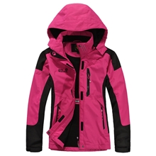 2013秋季新品女式户外服冲锋衣防风透气女外套淘宝一件代发