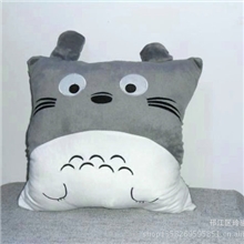 供应正版龙猫手捂抱枕龙猫手捂周边布娃娃毛绒玩具
