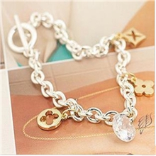 韩版时尚新款热卖简约时尚幸运草花朵锆石吊坠女特价手链L-12