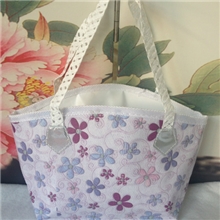 【外贸库存】优质卡通礼品袋无纺布纸袋小包包带拉链