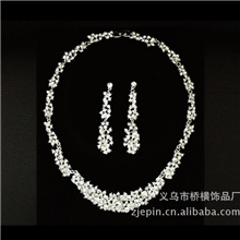 爆款批发厂家新娘饰品韩式合金水钻银色套链新娘结婚婚纱配饰