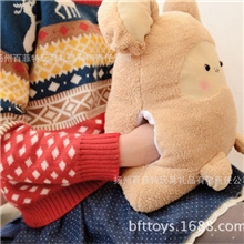 抱枕靠垫三合一卡卡鼠暖手捂毛毯抱枕厂家批发