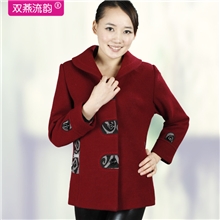 双燕流韵常熟批发中老年女装中年毛呢外套春秋翻领绣花两用衫