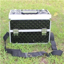 现货大号手提式加背带大钻纹扣头防划可水洗专业化妆美容铝箱