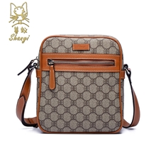 广州男包批发厂家直供PVC仿皮商务休闲品牌男士包包单肩包斜跨包