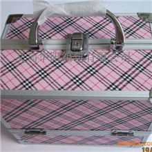 批发内带三层托盘直角双开皮革面料新品化妆箱/首饰盒/包装盒